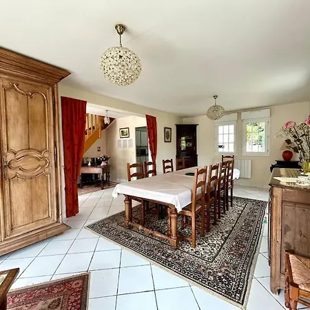 Champfleury, A 50 M De La Plage! * Réville