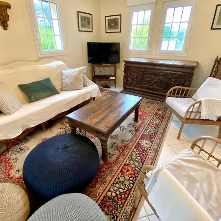 Champfleury, A 50 M De La Plage! Villa Réville