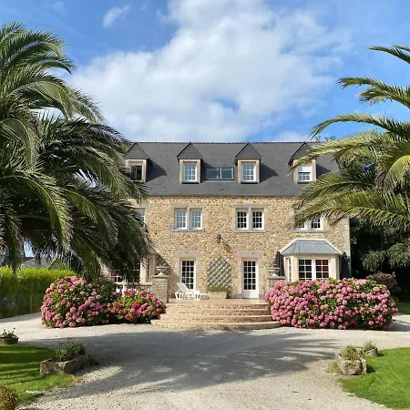 Champfleury, A 50 M De La Plage! Réville