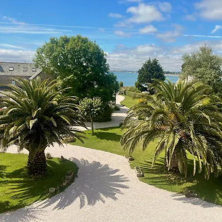 Champfleury, à 50 M De La Plage! *