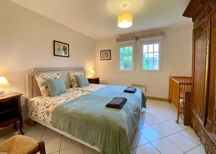 Villa Champfleury, A 50 M De La Plage! Réville